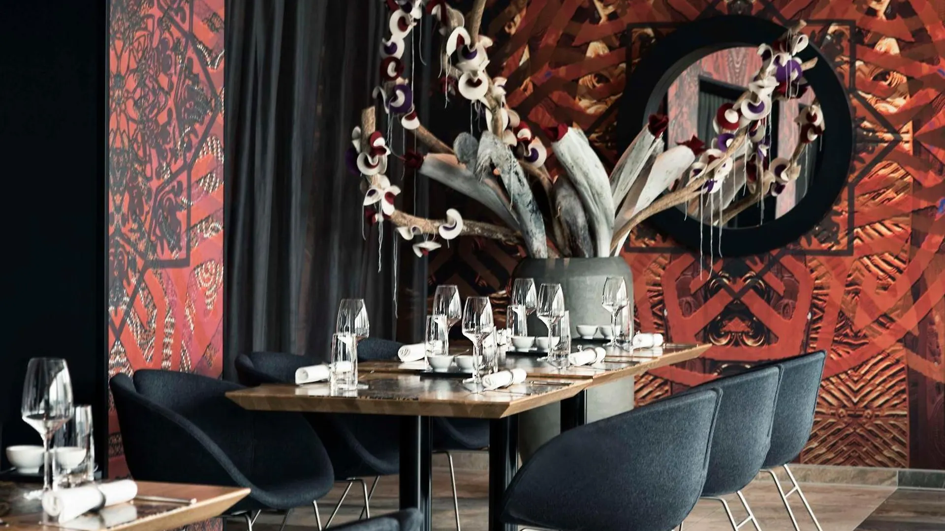 Mainport Hotel Rotterdam, A Hilton Affiliate Hotel 4*, Rotterdam