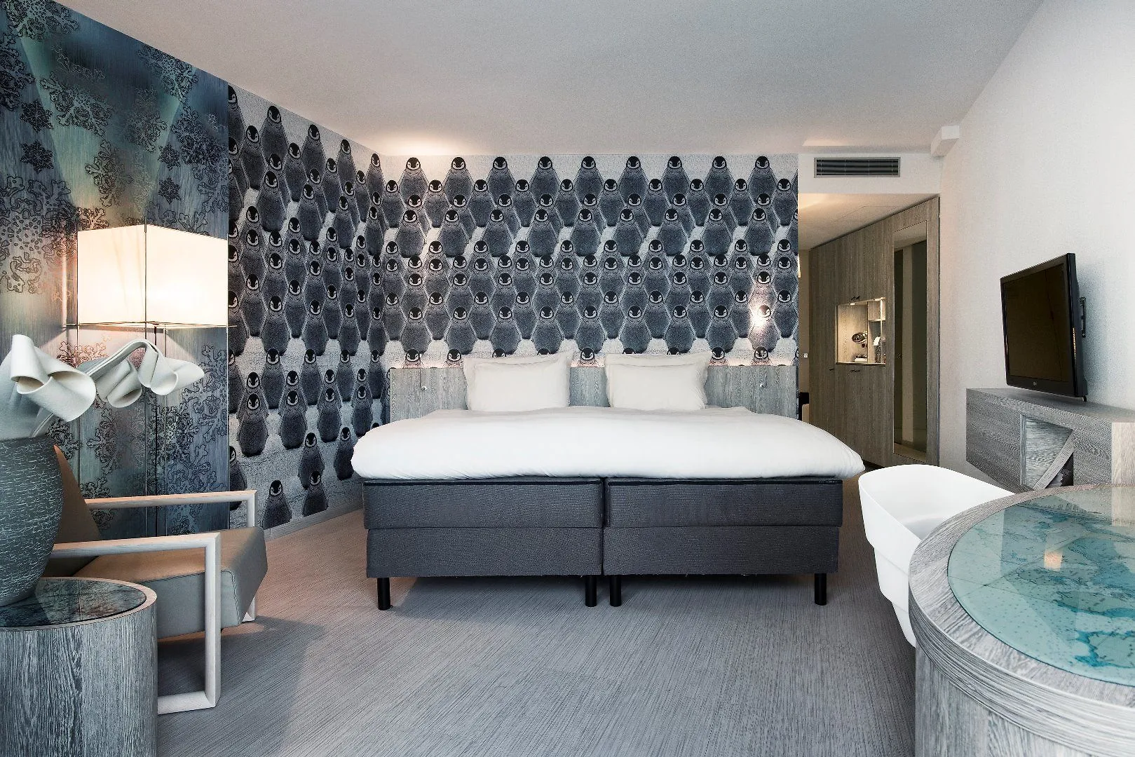 Mainport Hotel Rotterdam, Curio Collection By Hilton  Rotterdam