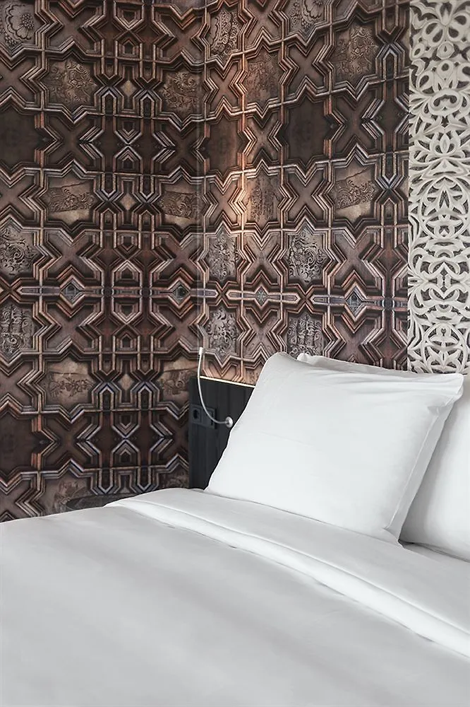Mainport Hotel Rotterdam, A Hilton Affiliate Hotel