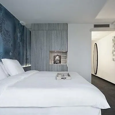 Mainport Hotel Rotterdam, A Hilton Affiliate Hotel